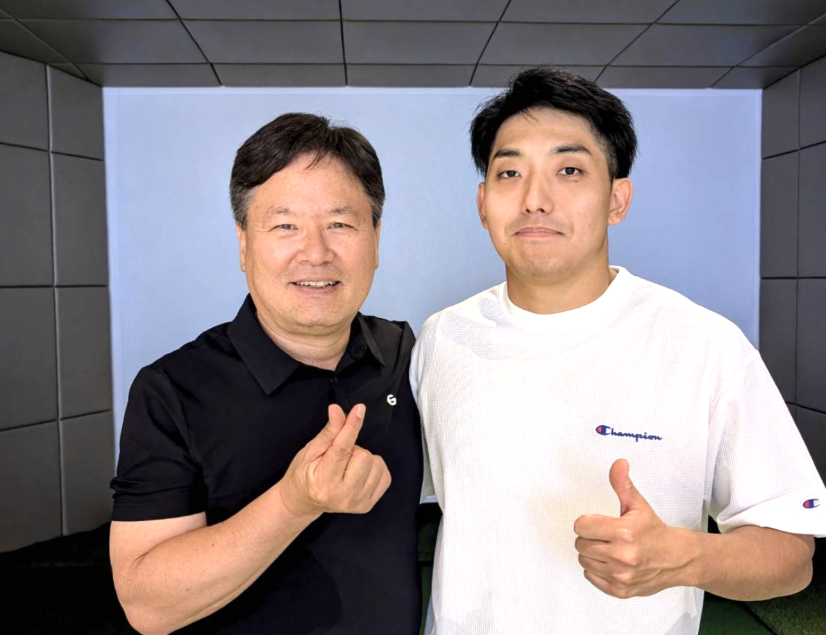 スポーツ・バイオメカニクスの世界的権威 クォン教授と所長 山崎壱鉱